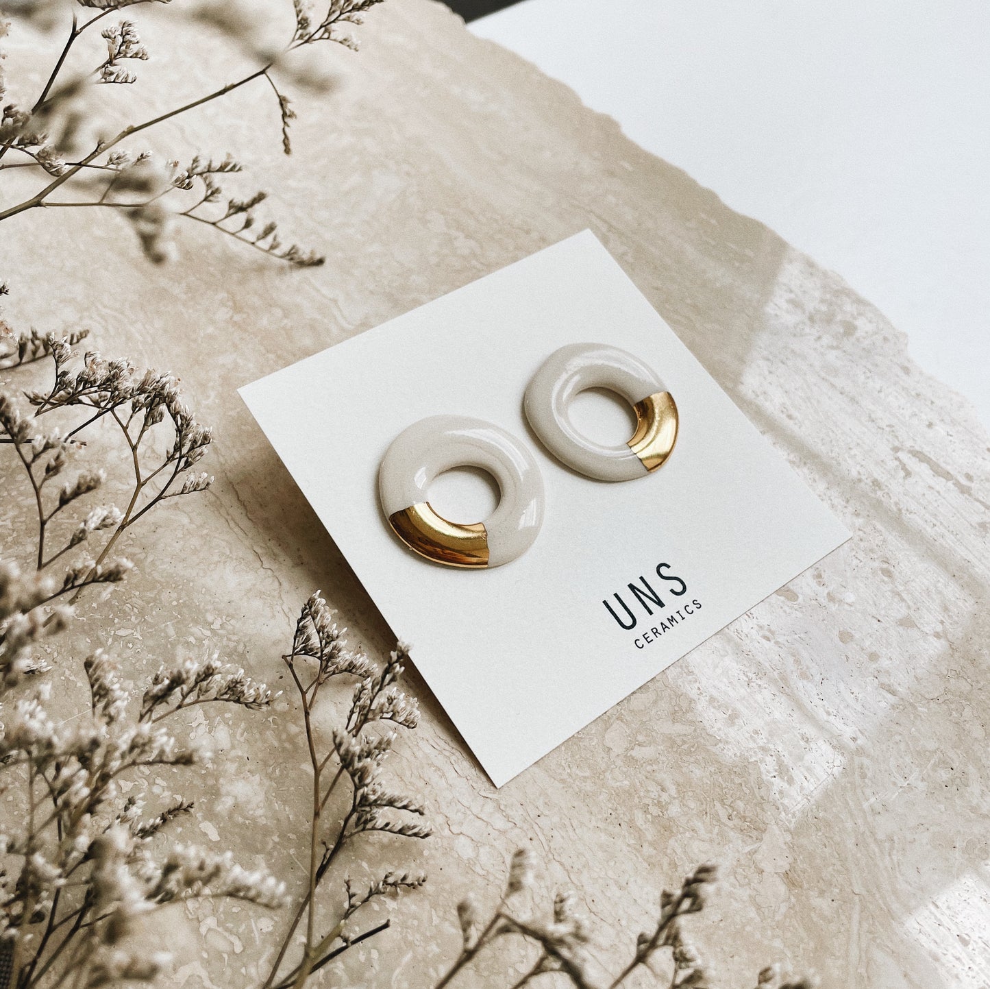 Edelta Gold Ceramic Earring