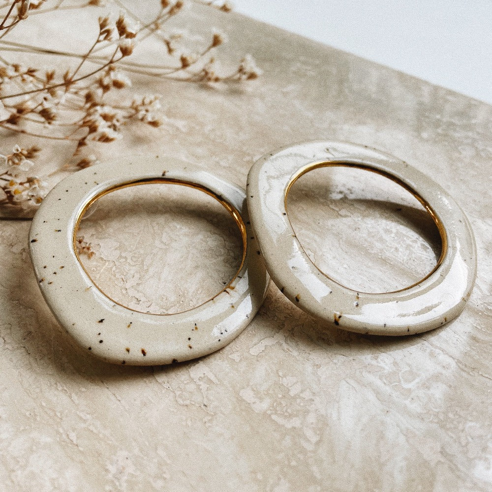 Antônia Coconut and gold Earrings