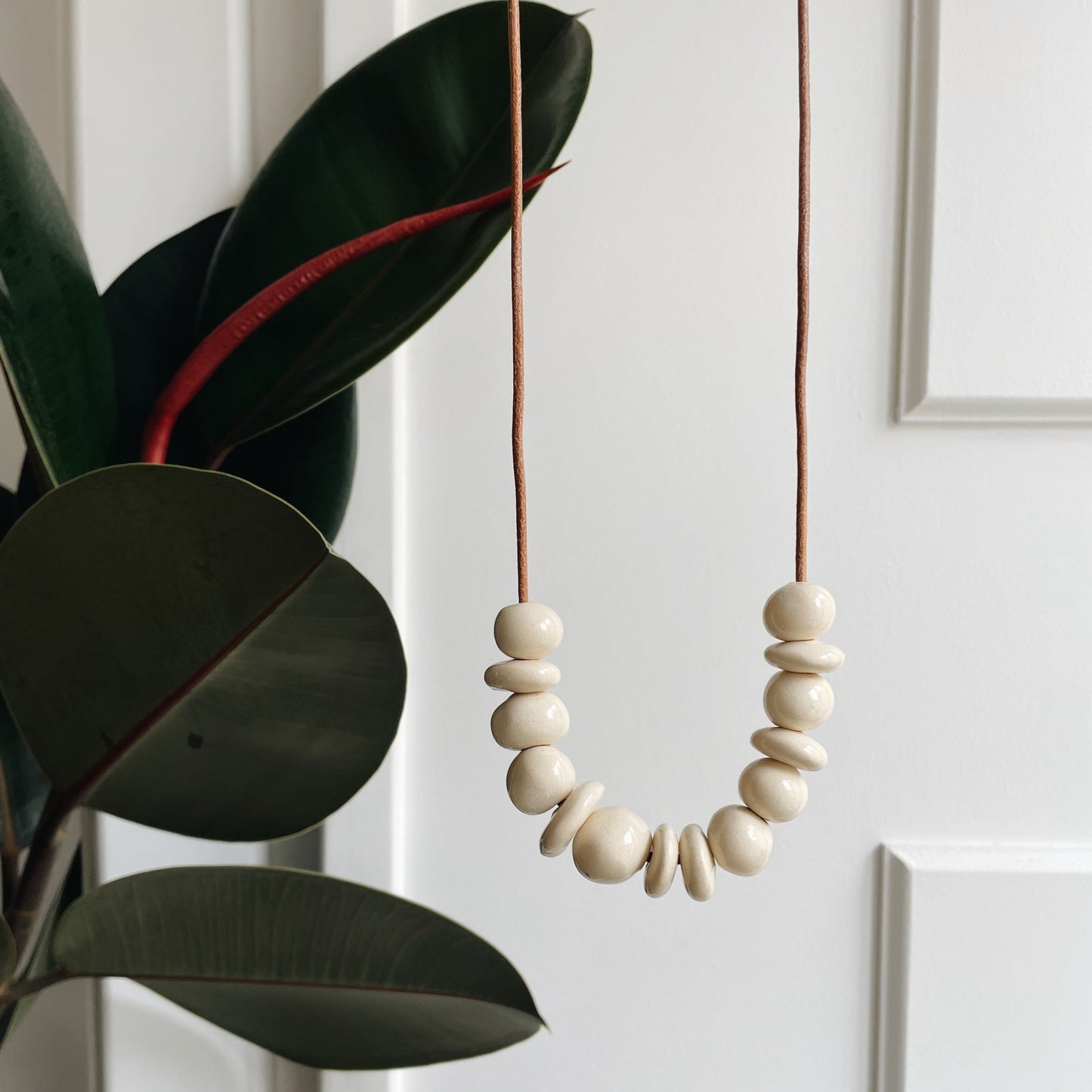 Maíra Ivory Necklace