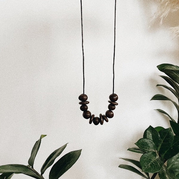 Maíra Black Necklace